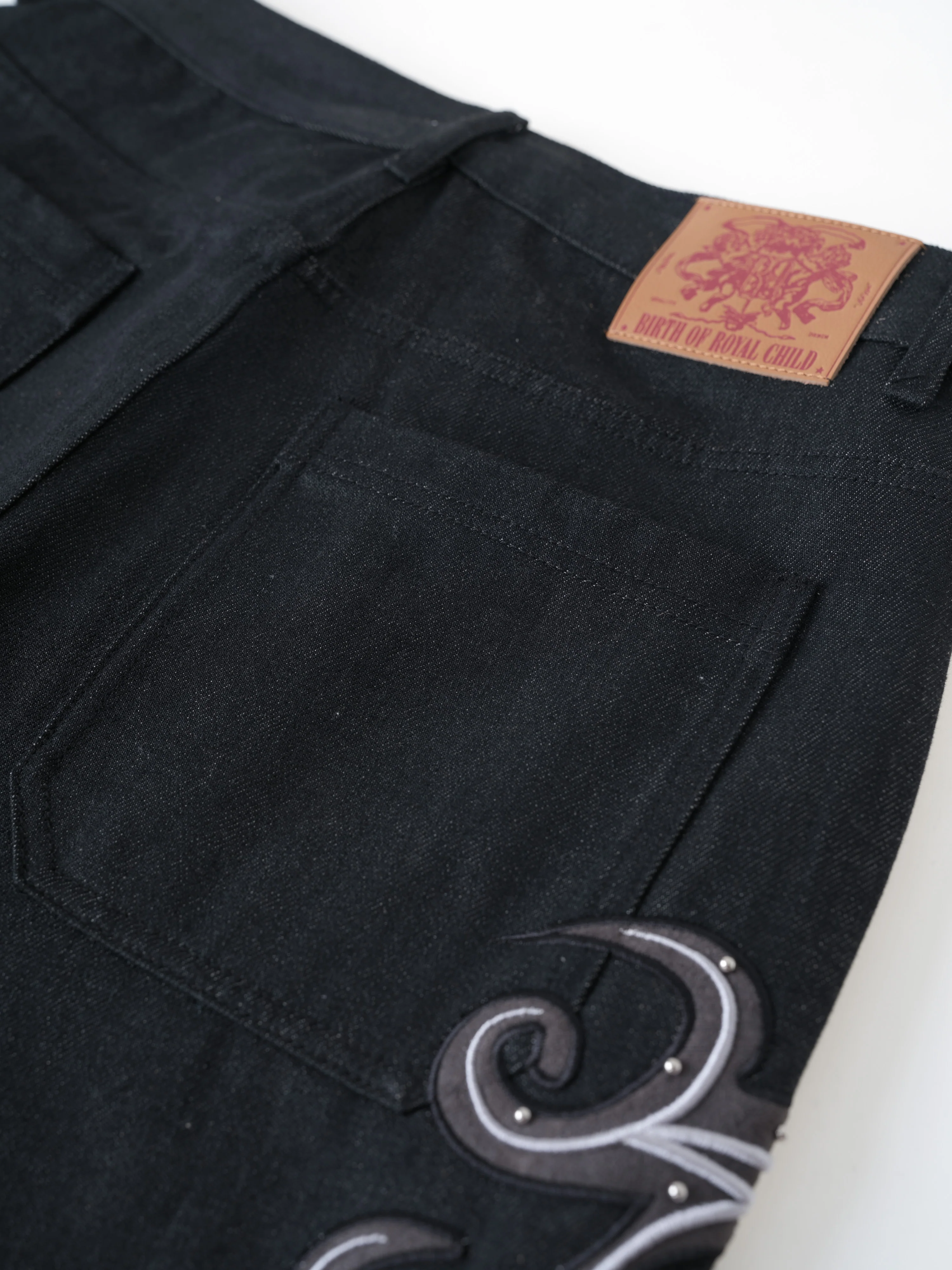Leather Patch Vine Jeans – side view